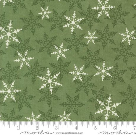 Winter Friends by Deb Strain - 34-15 - Pine